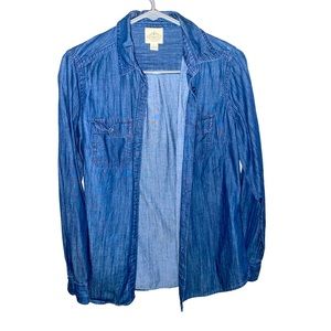 St. John’s bay size small women’s button up. NWOT